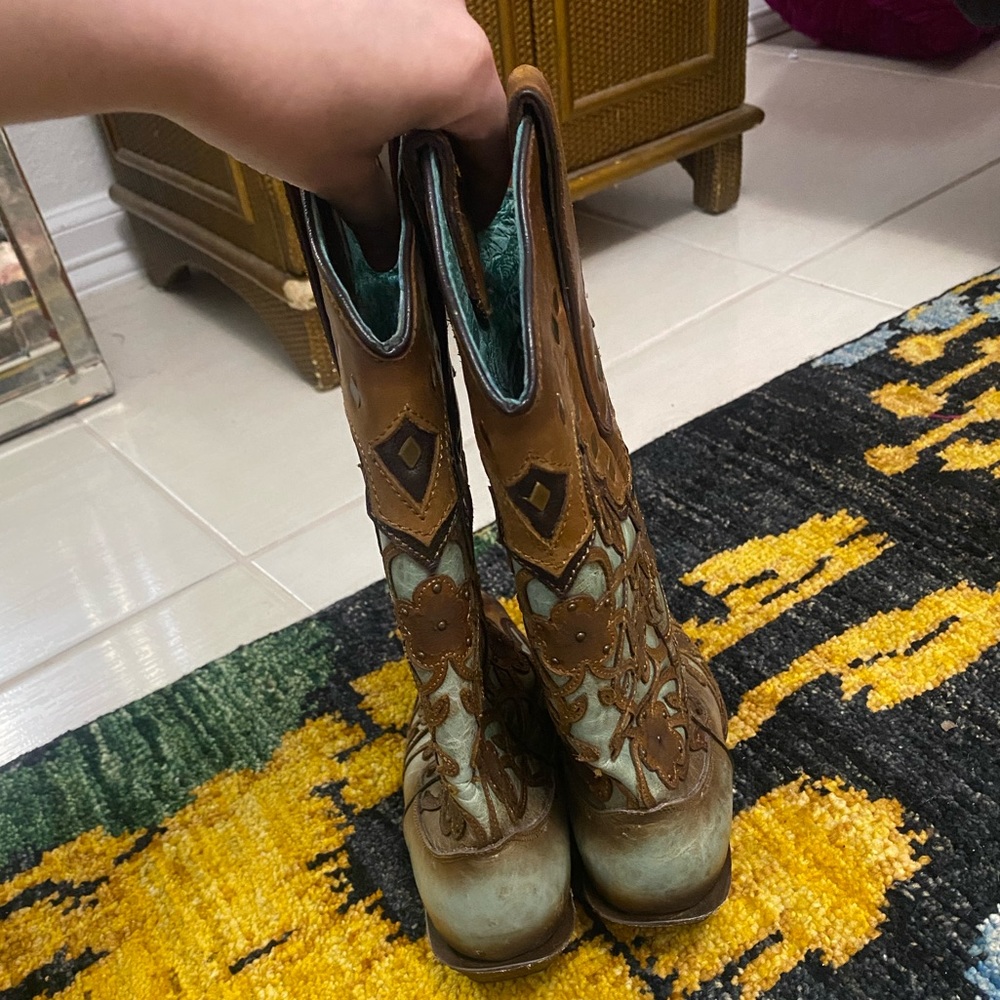 Corral Boot Woman - Picture 3 of 9